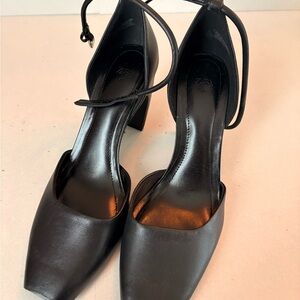 Zara Women's Black Ankle Strap Heels